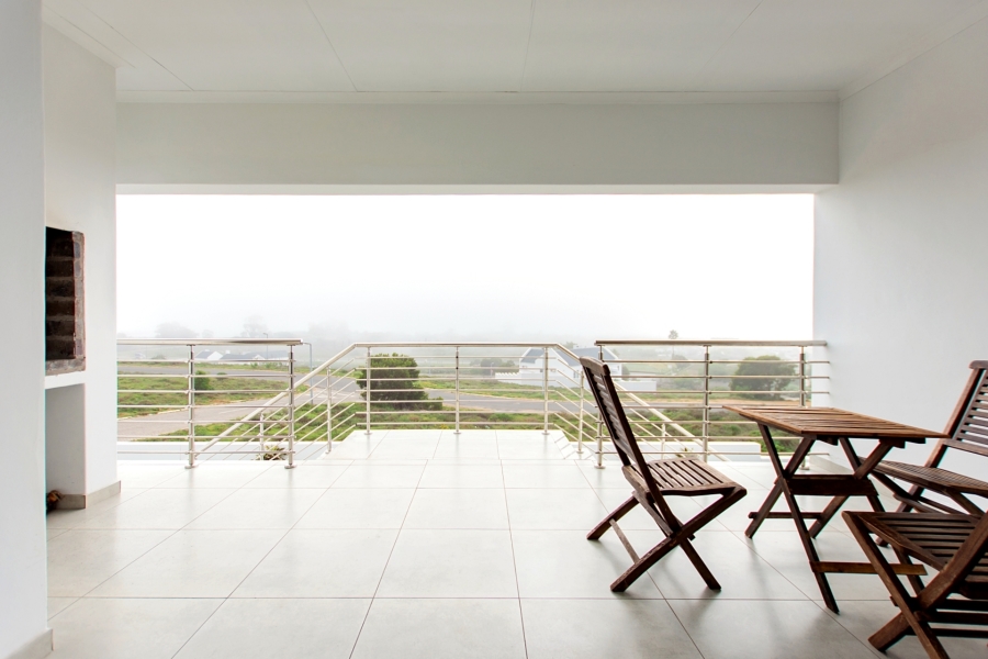 3 Bedroom Property for Sale in Da Gama Bay Western Cape